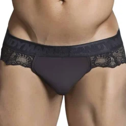 String Dentelle Noir