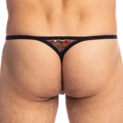 String Striptease Opulento