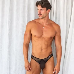 String VX Beyond Invisible Noir